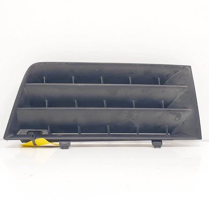 REJILLA PARAGOLPES DERECHA - 8200114157 - RENAULT - MEGANE II BERLINA 5P
