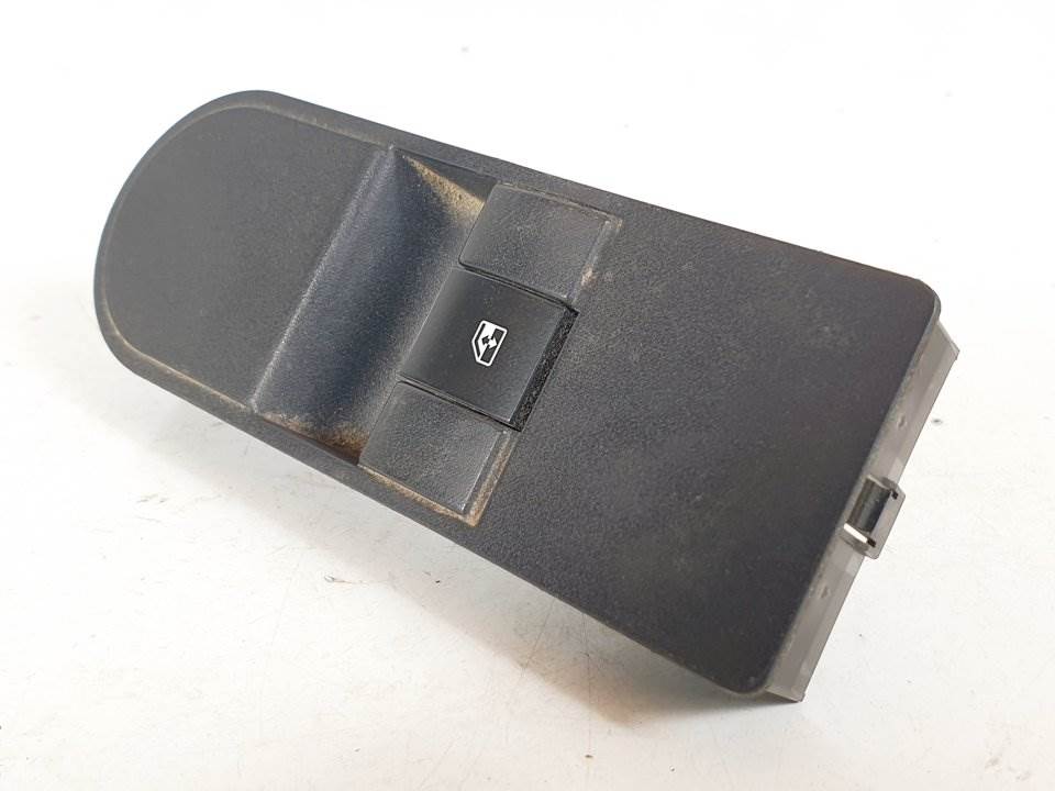 MANDO ELEVALUNAS DELANTERO DERECHO - 13228709 - OPEL - ZAFIRA B