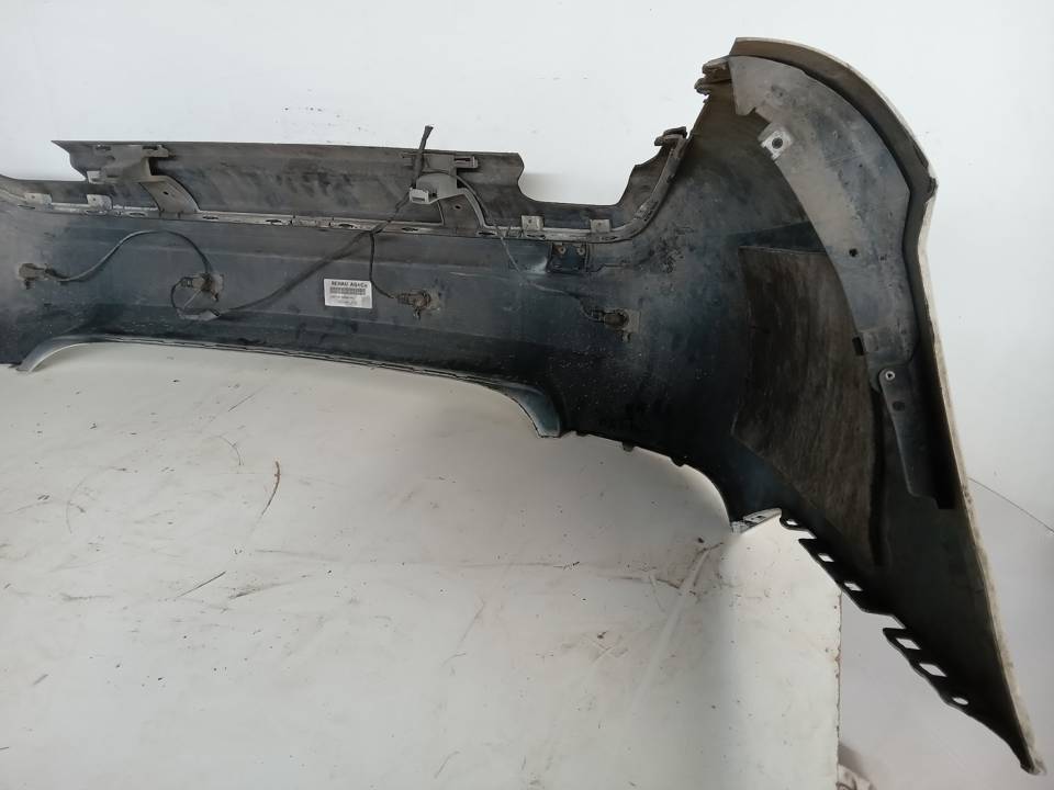 PARAGOLPES TRASERO