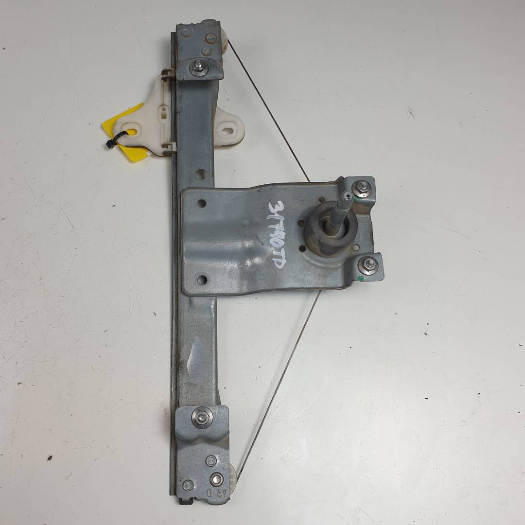 ELEVALUNAS TRASERO DERECHO - 827003722R - RENAULT - CLIO IV SPORT TOURER (X98)