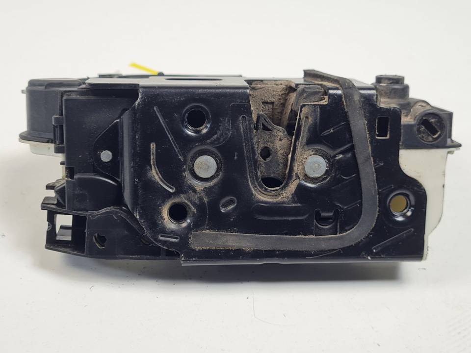 CERRADURA PUERTA TRASERA DERECHA 6J0839016A SEAT IBIZA (6J5) Autodesguaces Alicante