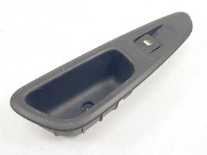 MANDO ELEVALUNAS TRASERO IZQUIERDO 96565185XT PEUGEOT 308 (T7) Autodesguaces Alicante