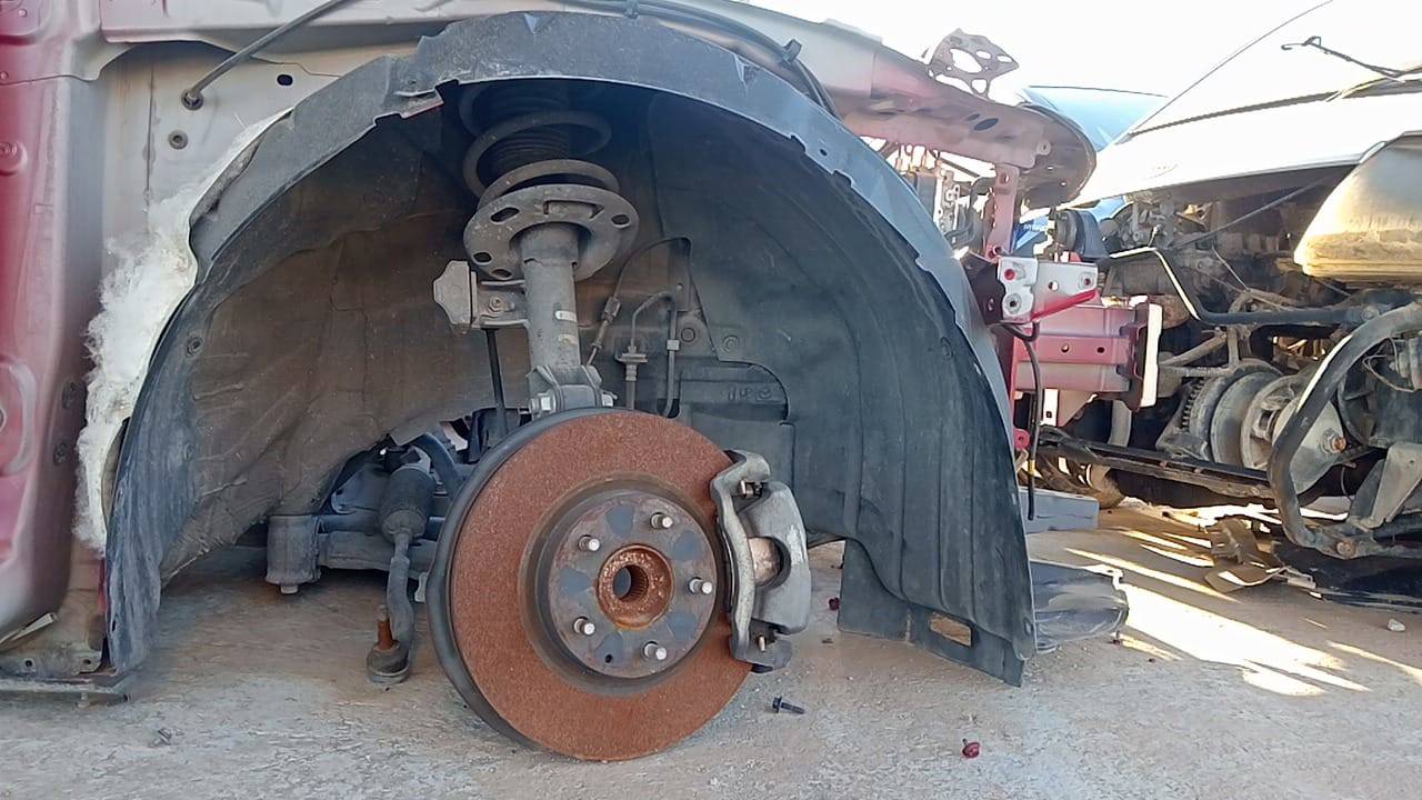 PASO RUEDA DELANTERO DERECHO