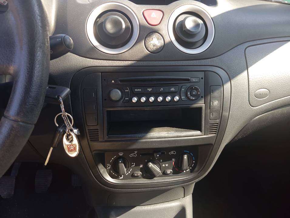 SISTEMA AUDIO / RADIO CD