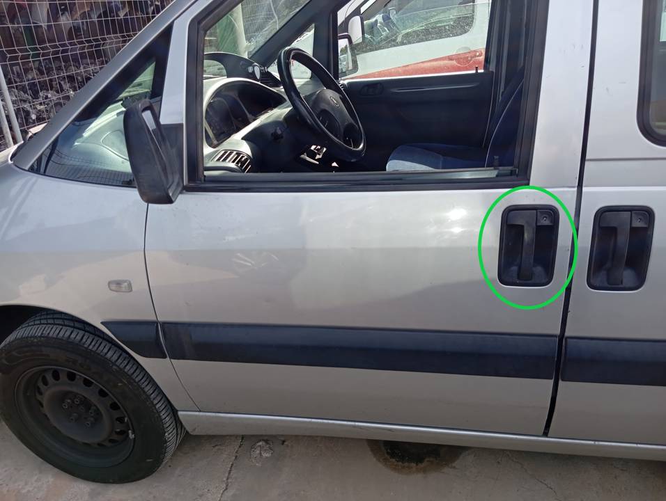 MANETA EXTERIOR DELANTERA IZQUIERDA