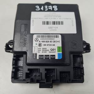 MODULO CONFORT A1698208326 MERCEDES CLASE A (W169) Autodesguaces Alicante