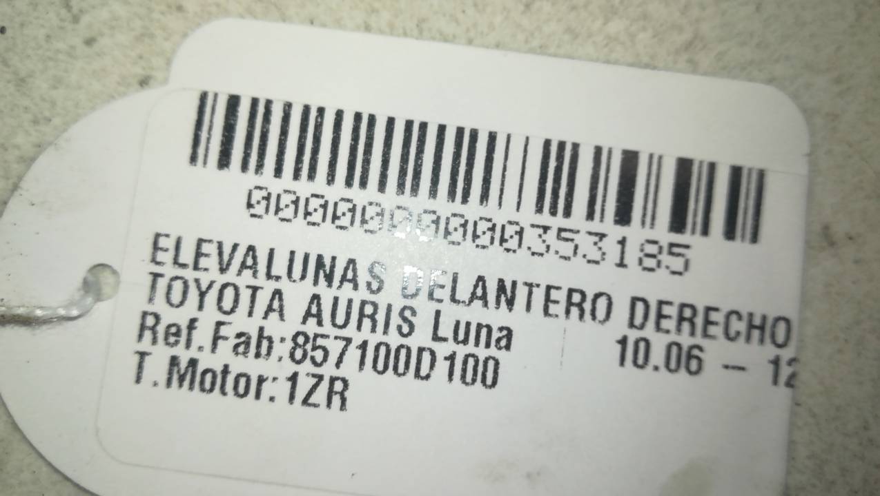 ELEVALUNAS DELANTERO DERECHO