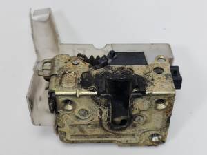 CERRADURA PUERTA TRASERA IZQUIERDA RENAULT MEGANE I SCENIC (JA0) Autodesguaces Alicante