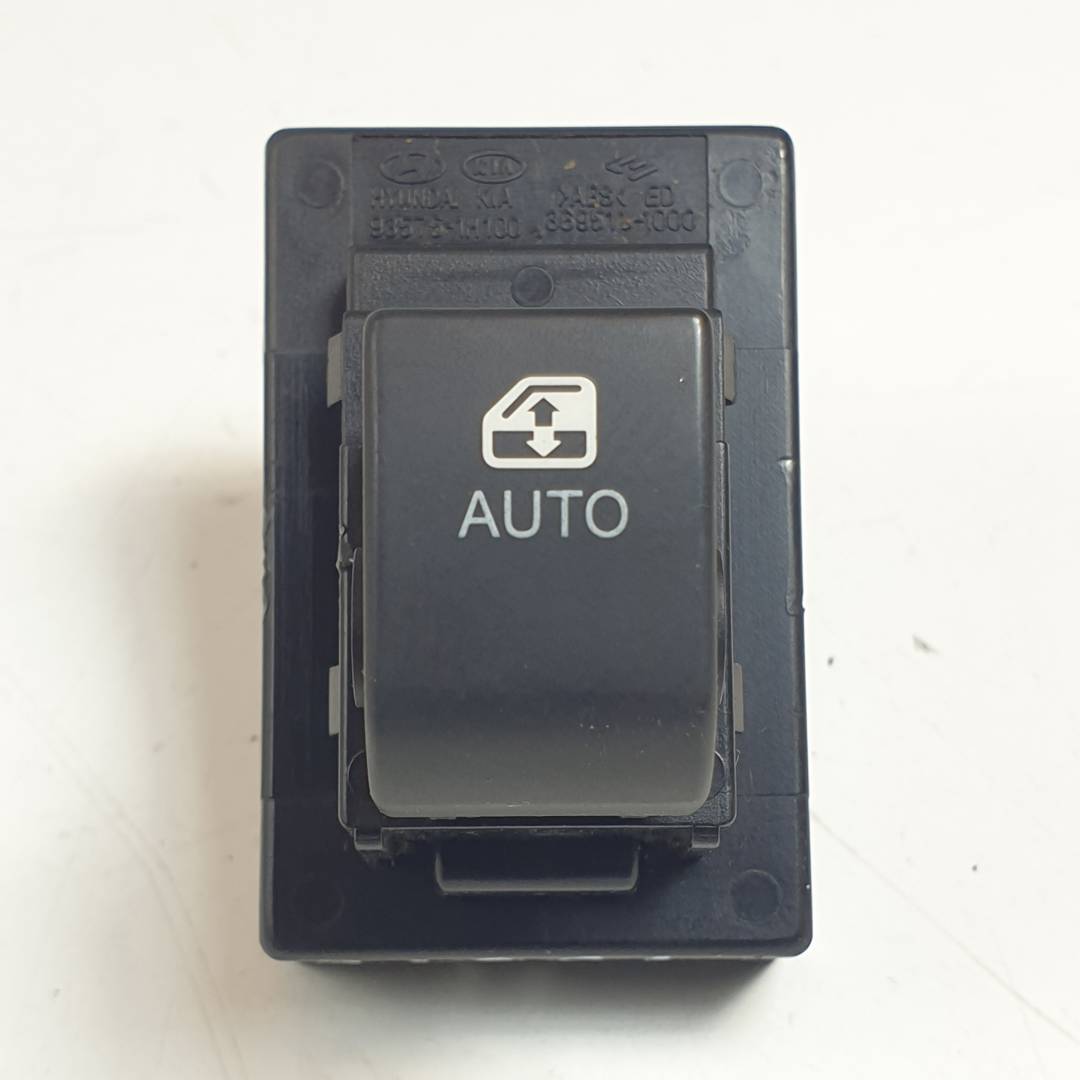 MANDO ELEVALUNAS TRASERO IZQUIERDO - 935751H100 - KIA - CEE'D SPORTY WAGON (ED)