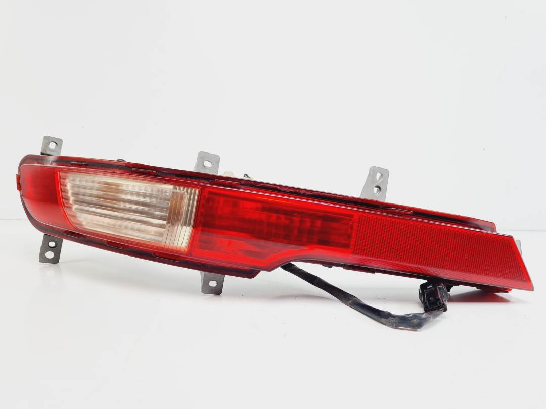 PILOTO TRASERO DERECHO PARAGOLPES - 924063U3 - KIA - SPORTAGE (SL)