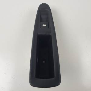 MANDO ELEVALUNAS TRASERO DERECHO 96496367 CITROEN C4 BERLINA Autodesguaces Alicante