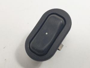 MANDO ELEVALUNAS DELANTERO DERECHO 13363100 OPEL ASTRA G BERLINA Autodesguaces Alicante