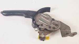 PALANCA FRENO DE MANO NISSAN TERRANO/TERRANO.II (R20) Autodesguaces Alicante