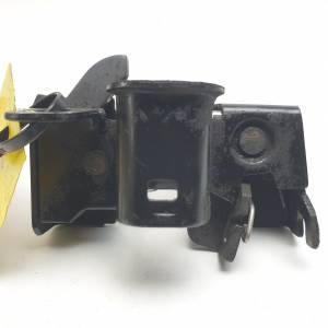 CERRADURA CAPOT A2038800060 MERCEDES CLASE C (W203) FAMILIAR Autodesguaces Alicante