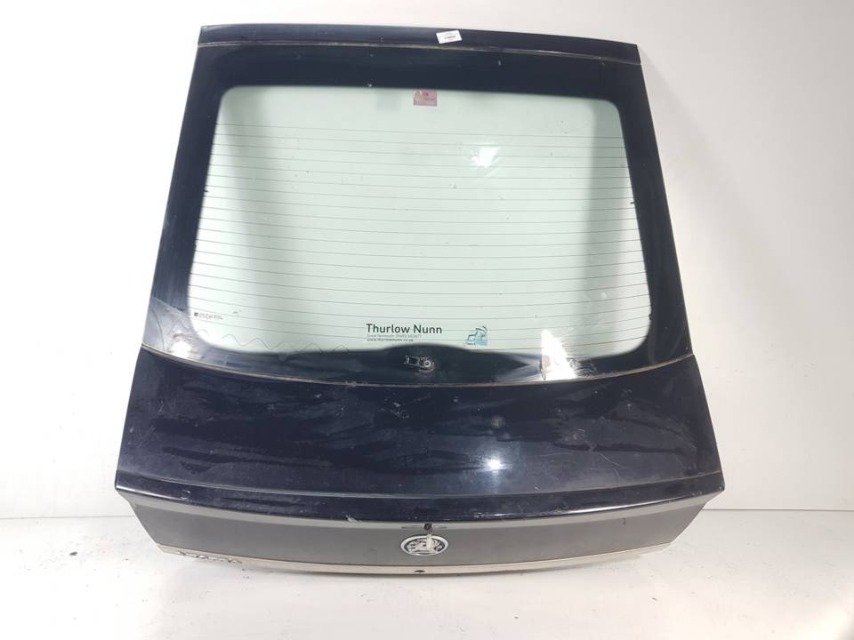 PORTON TRASERO OPEL VECTRA C BERLINA Autodesguaces Alicante