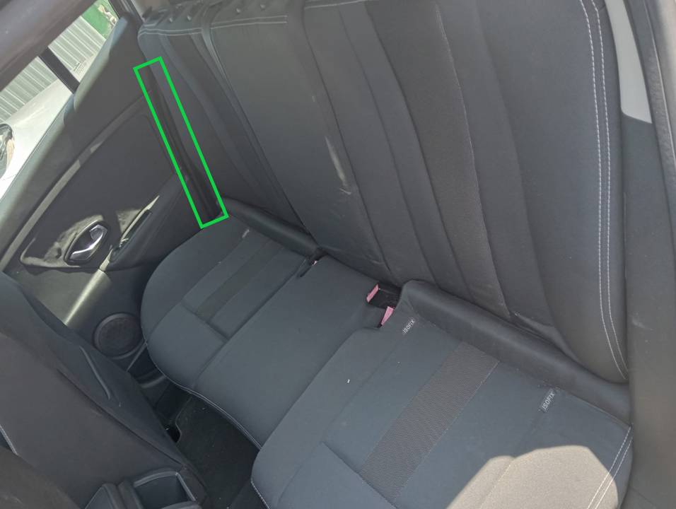 CINTURON SEGURIDAD TRASERO DERECHO