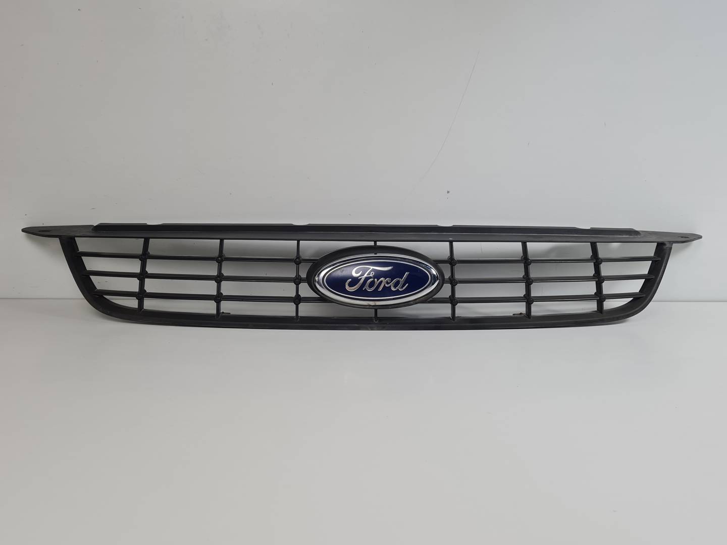 REJILLA DELANTERA - 8M518200BD - FORD - FOCUS LIM. (CB4)
