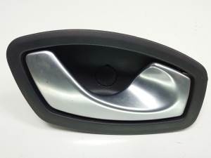 MANETA INTERIOR TRASERA DERECHA 826720001R RENAULT SCENIC III (JZ) Autodesguaces Alicante