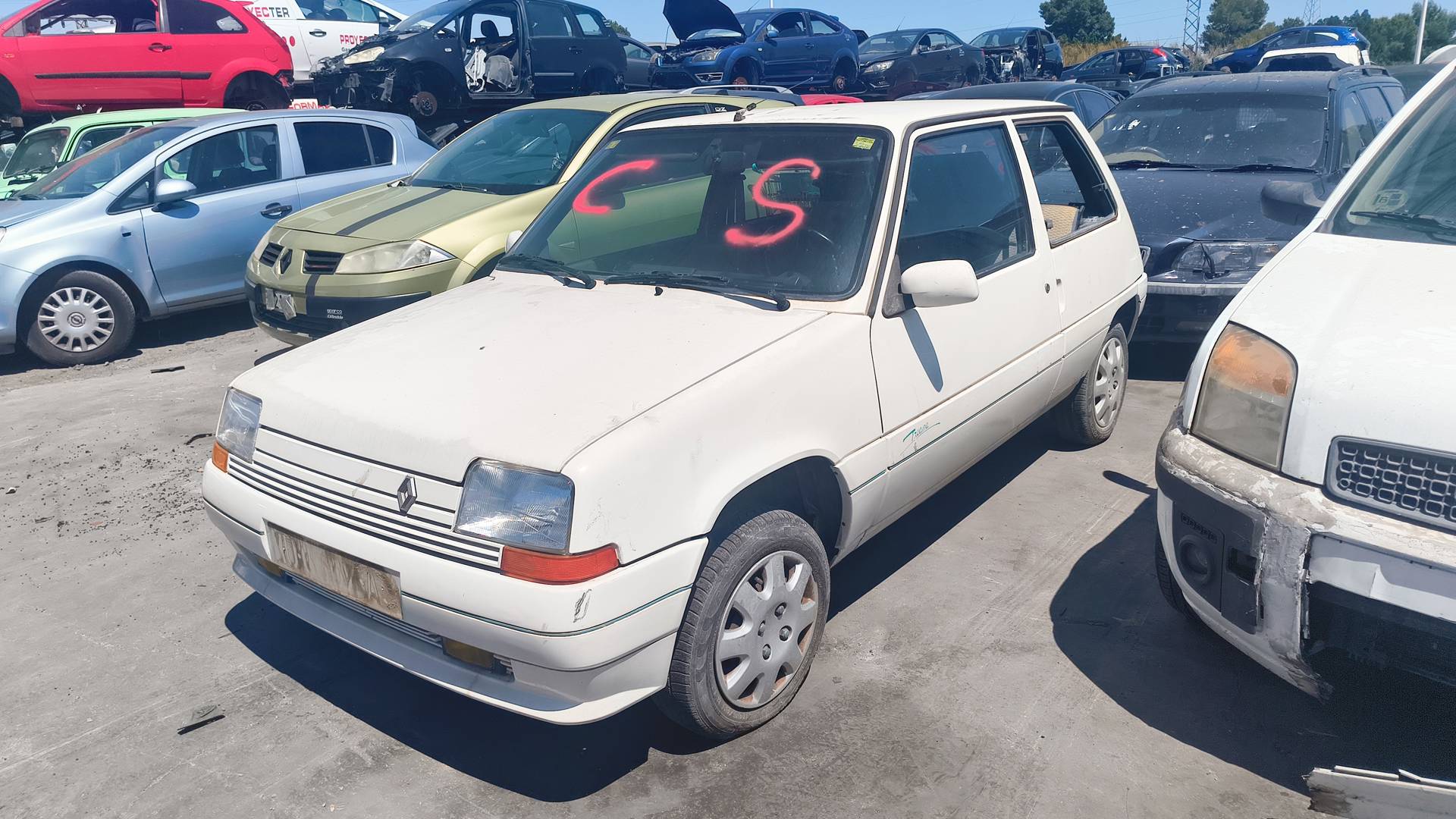 RENAULT R5 SUPERCINCO (1984 - 1996)