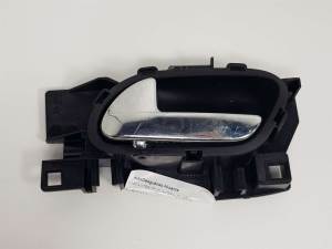 MANETA INTERIOR DELANTERA IZQUIERDA 9683446877 PEUGEOT 3008 (T84) Autodesguaces Alicante