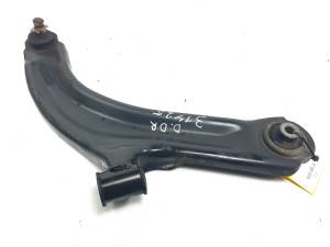 BRAZO SUSPENSION INFERIOR DELANTERO DERECHO RENAULT GRAND MODUS Autodesguaces Alicante
