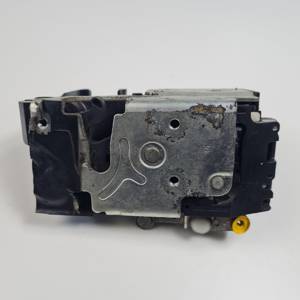 CERRADURA PUERTA TRASERA IZQUIERDA FORD FIESTA (CBK) Autodesguaces Alicante
