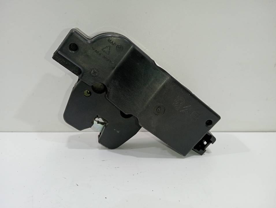 CERRADURA MALETERO / PORTON