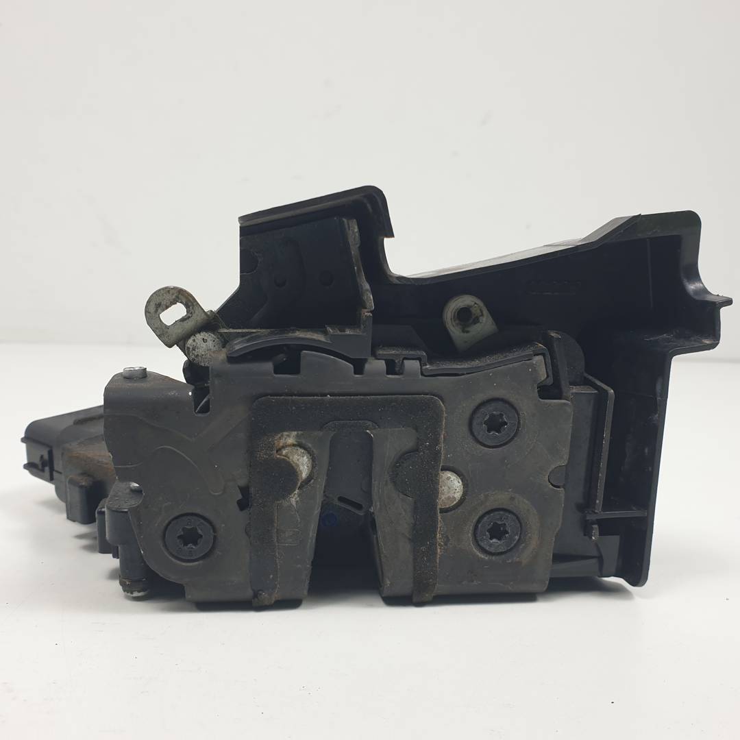 CERRADURA PUERTA DELANTERA IZQUIERDA - 3M5AR21813ET - FORD - FOCUS LIM. (CB4)