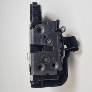 CERRADURA PUERTA TRASERA IZQUIERDA 30753668 VOLVO V50 FAMILIAR Autodesguaces Alicante