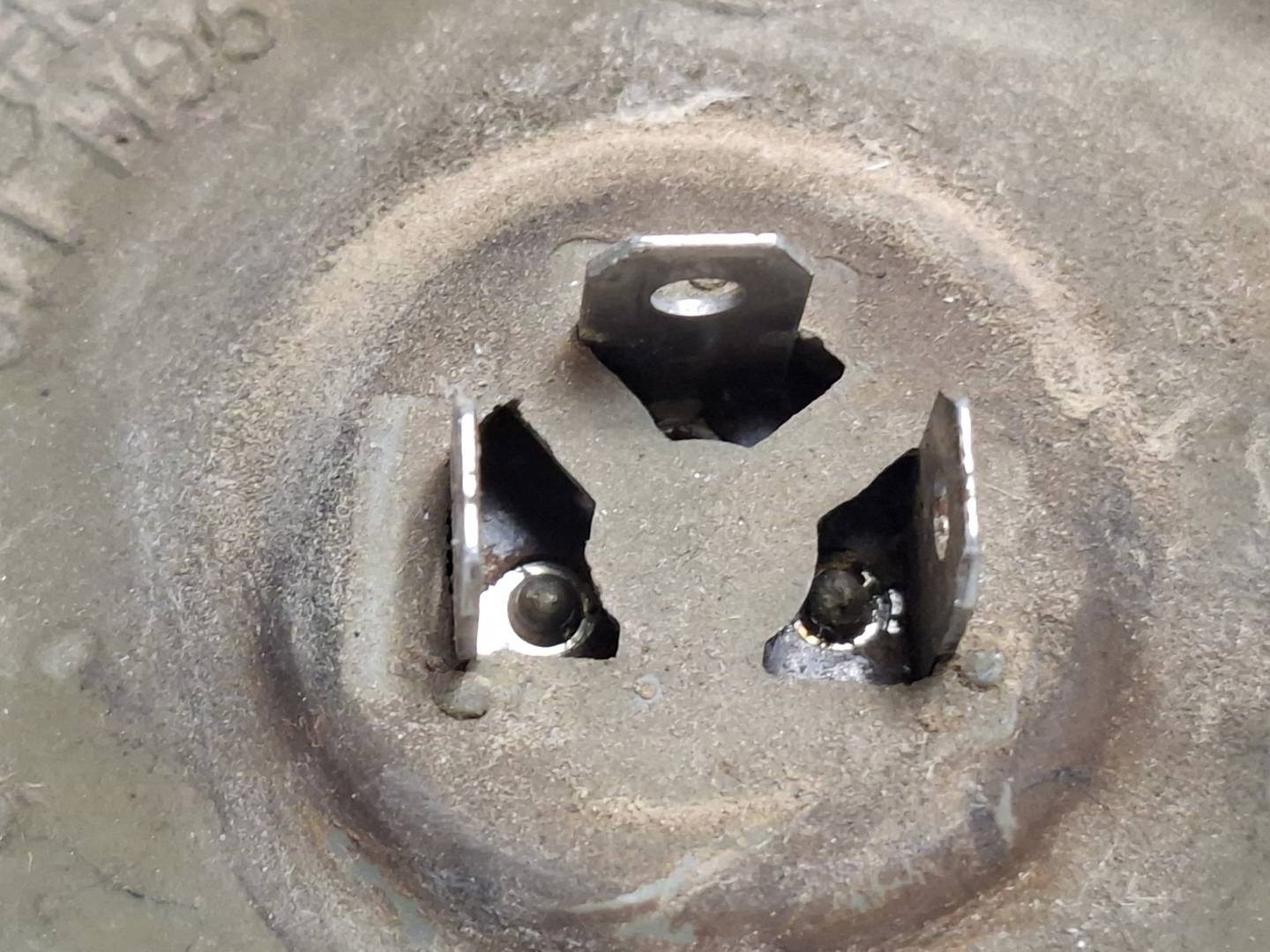 Foto 4 de Faro Izquierdo Mercedes MB 100 D Caja Cerrada / Combi (1987–1995)