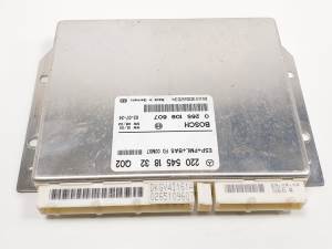 CENTRALITA ABS 2205451832 MERCEDES CLASE S (W220) BERLINA Autodesguaces Alicante