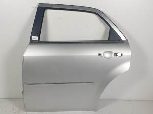 PUERTA TRASERA IZQUIERDA CHRYSLER 300 C TOURING Autodesguaces Alicante