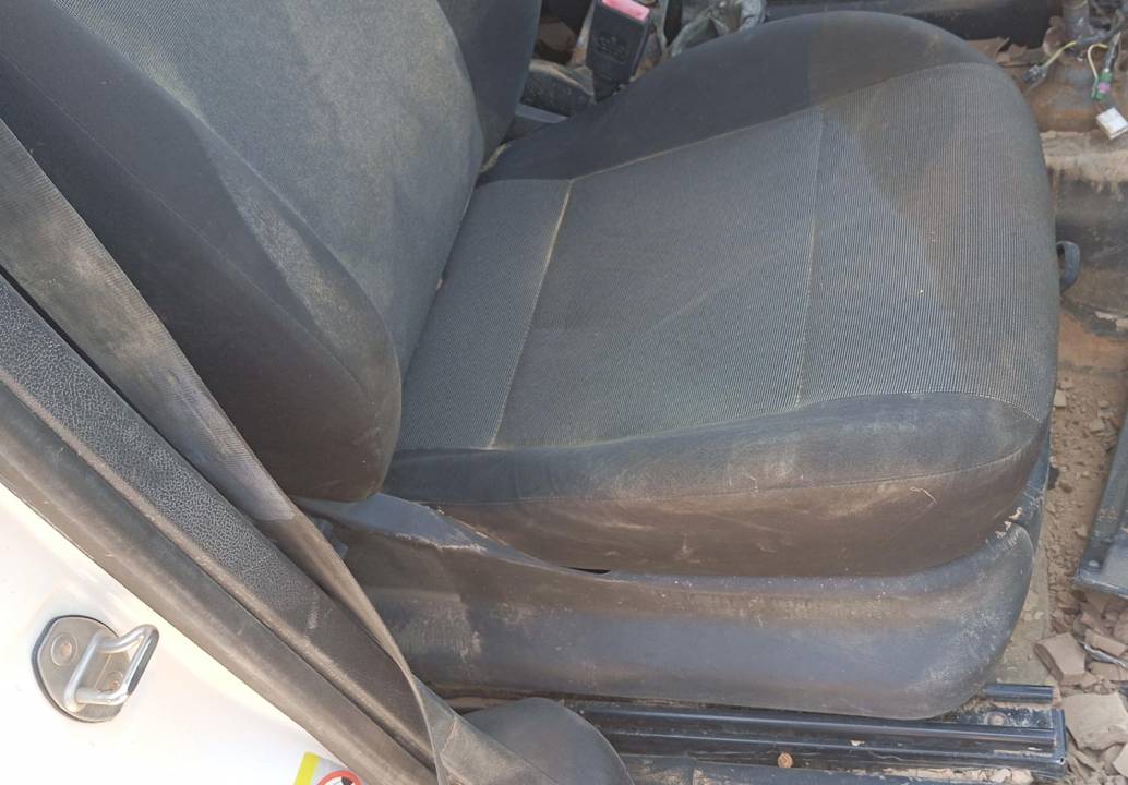 ASIENTO DELANTERO DERECHO