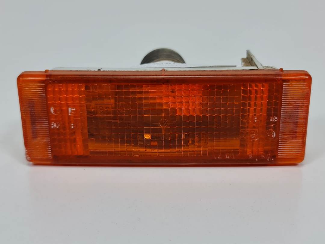 Blinker vorne rechts - 7700811996 - RENAULT - RAPID/EXPRESS (F40)