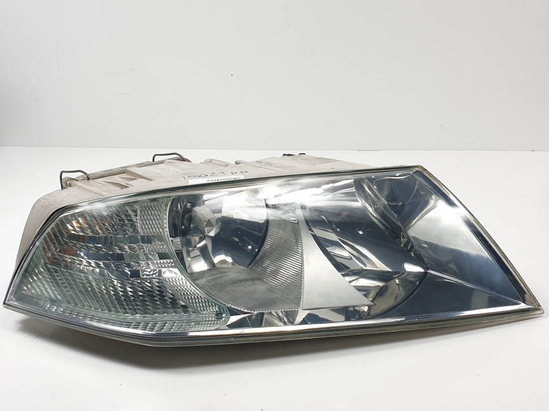 FARO DERECHO - SKODA - OCTAVIA BERLINA (1Z3)