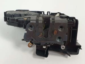 CERRADURA PUERTA DELANTERA DERECHA 3M5AR21812MN FORD FOCUS C-MAX (CAP) Autodesguaces Alicante