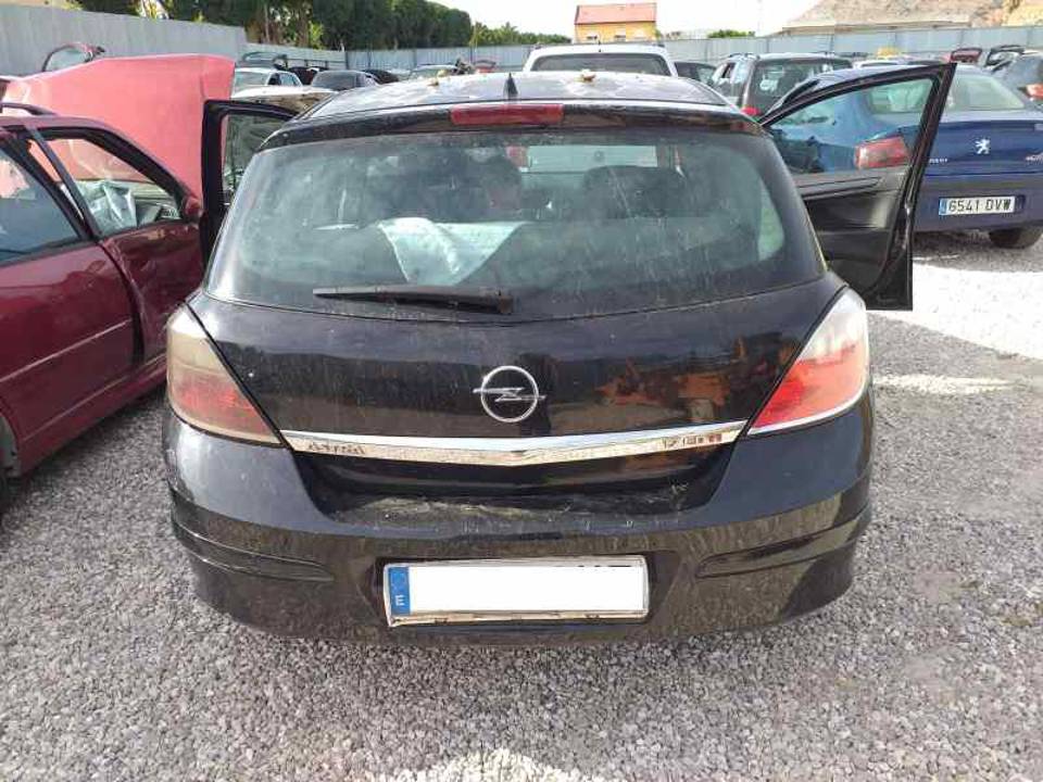 Imagen del vehículo OPEL ASTRA H BERLINA