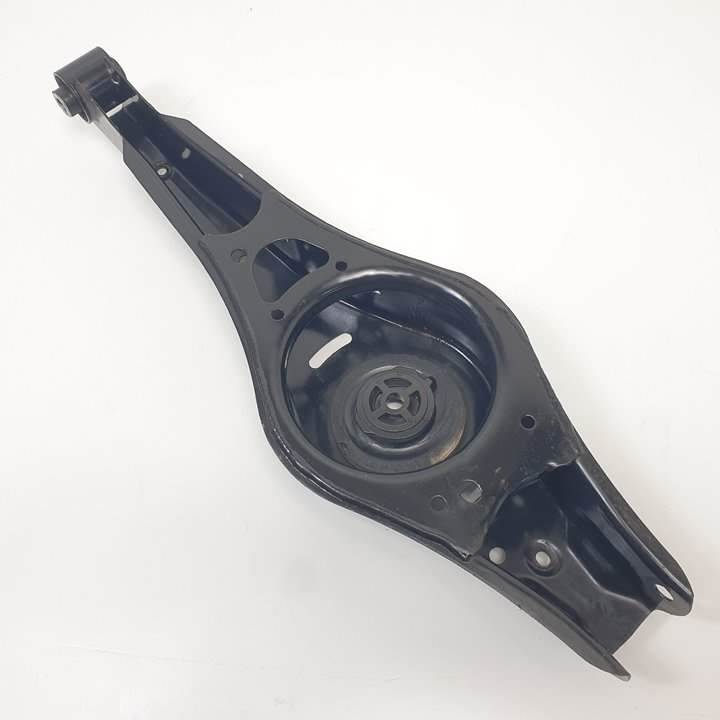 BRAZO SUSPENSION INFERIOR TRASERO DERECHO - VOLKSWAGEN - TIGUAN (5N1)