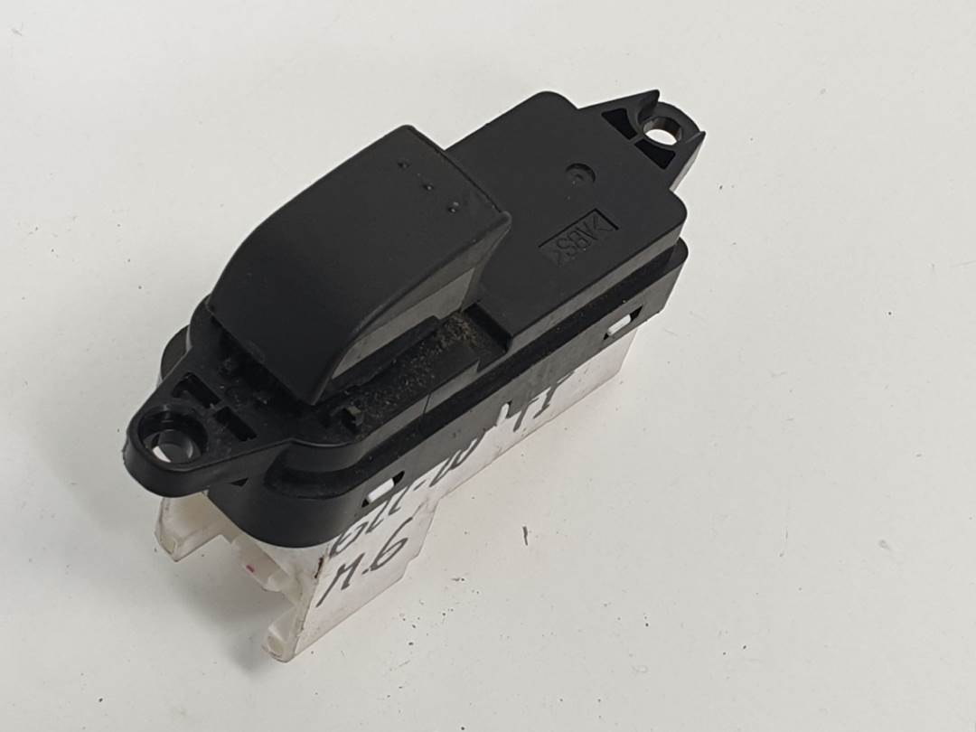 MANDO ELEVALUNAS TRASERO IZQUIERDO - GP9F66380 - MAZDA - 6 BERLINA (GG)