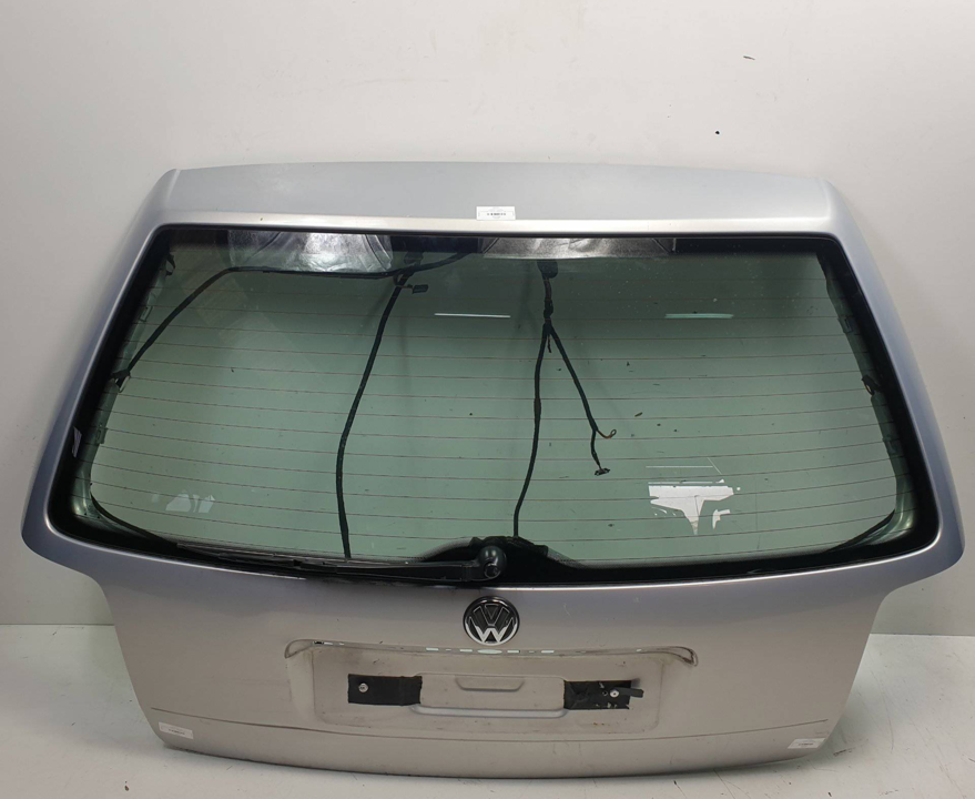PORTON TRASERO VOLKSWAGEN PASSAT VARIANT (3B5) Autodesguaces Alicante