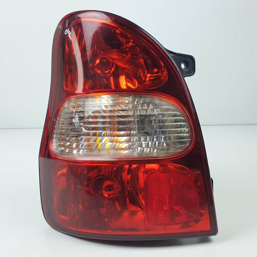 PILOTO TRASERO IZQUIERDO - 0K55251140L - KIA - CARNIVAL