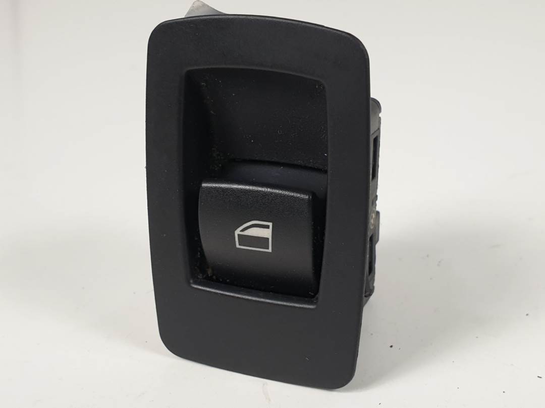 MANDO ELEVALUNAS TRASERO DERECHO - 159399480798B - BMW - SERIE 5 TOURING (E61)