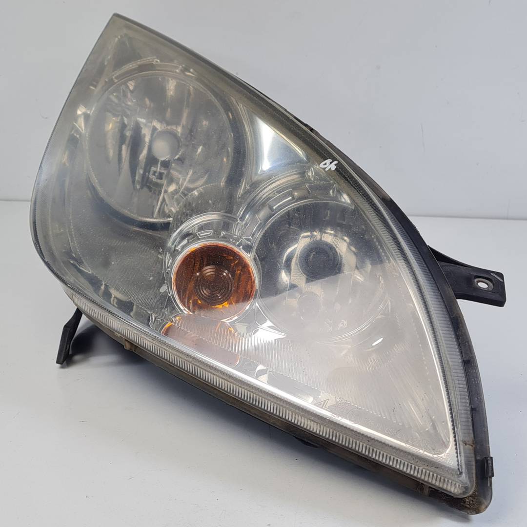 FARO DERECHO - MR957354 - MITSUBISHI - COLT BERLINA 3 (CZ)