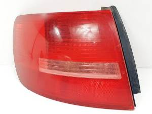 PILOTO TRASERO IZQUIERDO 89034302 AUDI A6 AVANT (4F5) Autodesguaces Alicante