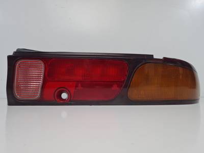 PILOTO TRASERO DERECHO 0431444 FORD PROBE Autodesguaces Alicante