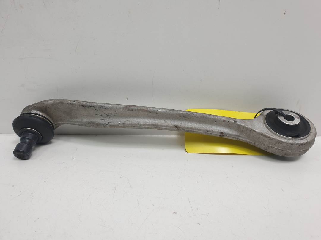 BRAZO SUSPENSION SUPERIOR DELANTERO DERECHO - AUDI - A6 AVANT (4B5)