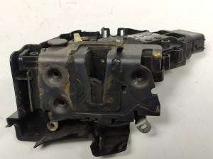 CERRADURA PUERTA DELANTERA IZQUIERDA 3M5AR21813R FORD FOCUS BERLINA (CAP) Autodesguaces Alicante