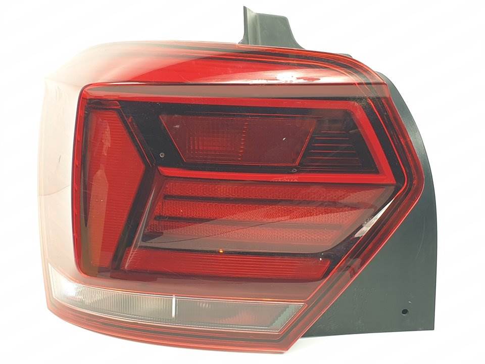 PILOTO TRASERO IZQUIERDO - 2G0945111B - VOLKSWAGEN - POLO (AW)