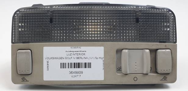 LUZ INTERIOR 3B0947105C VOLKSWAGEN GOLF IV BERLINA (1J1) Autodesguaces Alicante