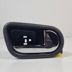 MANETA INTERIOR DELANTERA DERECHA E4B5A22600ADW FORD KA+ (CDU) Autodesguaces Alicante